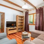 Pet Friendly In